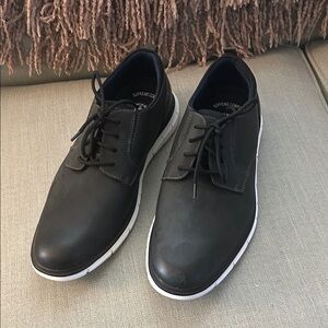 Dockers Black Oxfords with White Soles 11M